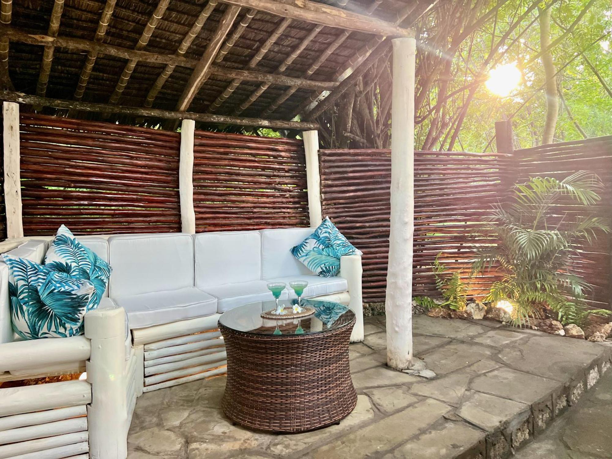 Rock And Sea Resort Watamu Eksteriør billede