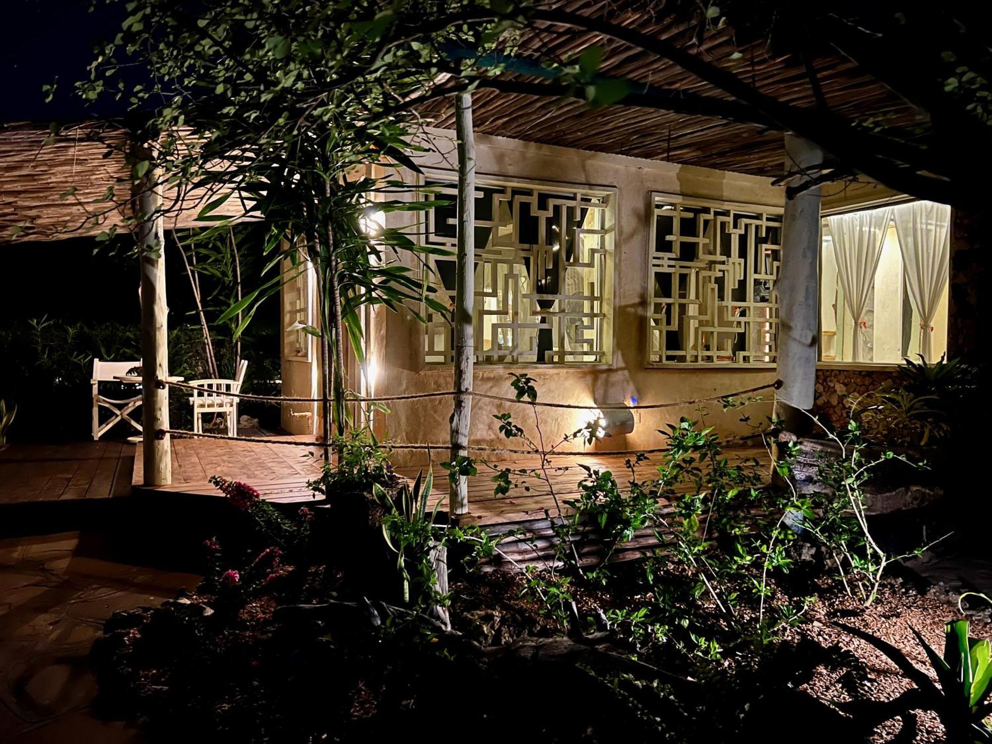 Rock And Sea Resort Watamu Eksteriør billede